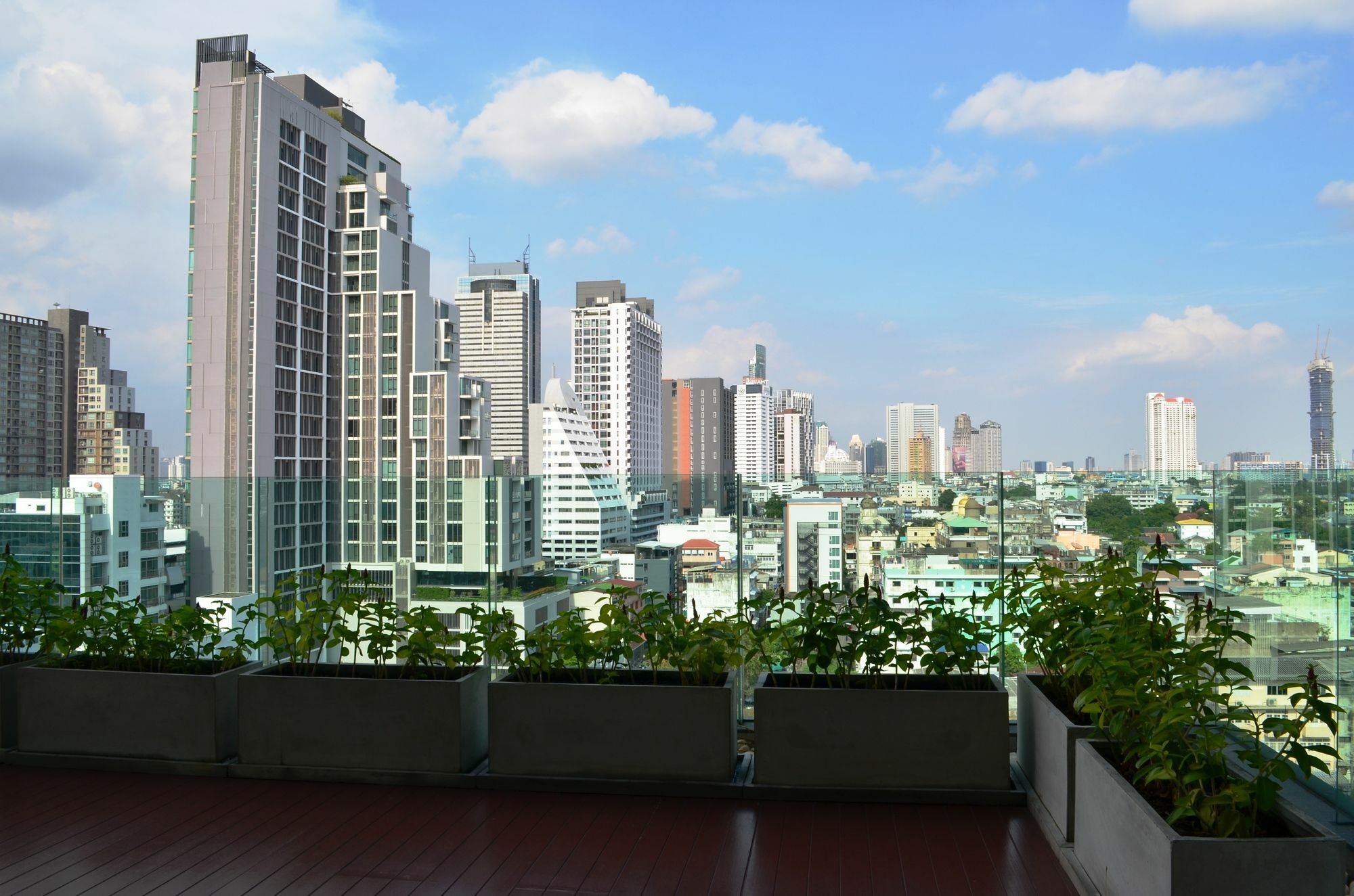 Wooden Suites กรุงเทพมหานคร ภายนอก รูปภาพ