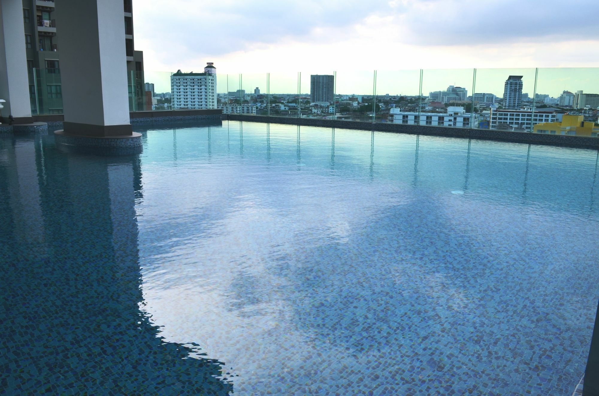 Wooden Suites กรุงเทพมหานคร ภายนอก รูปภาพ